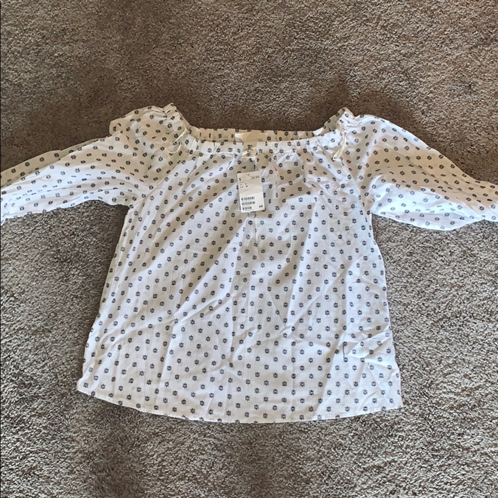 Brand new off the shoulder flowy top